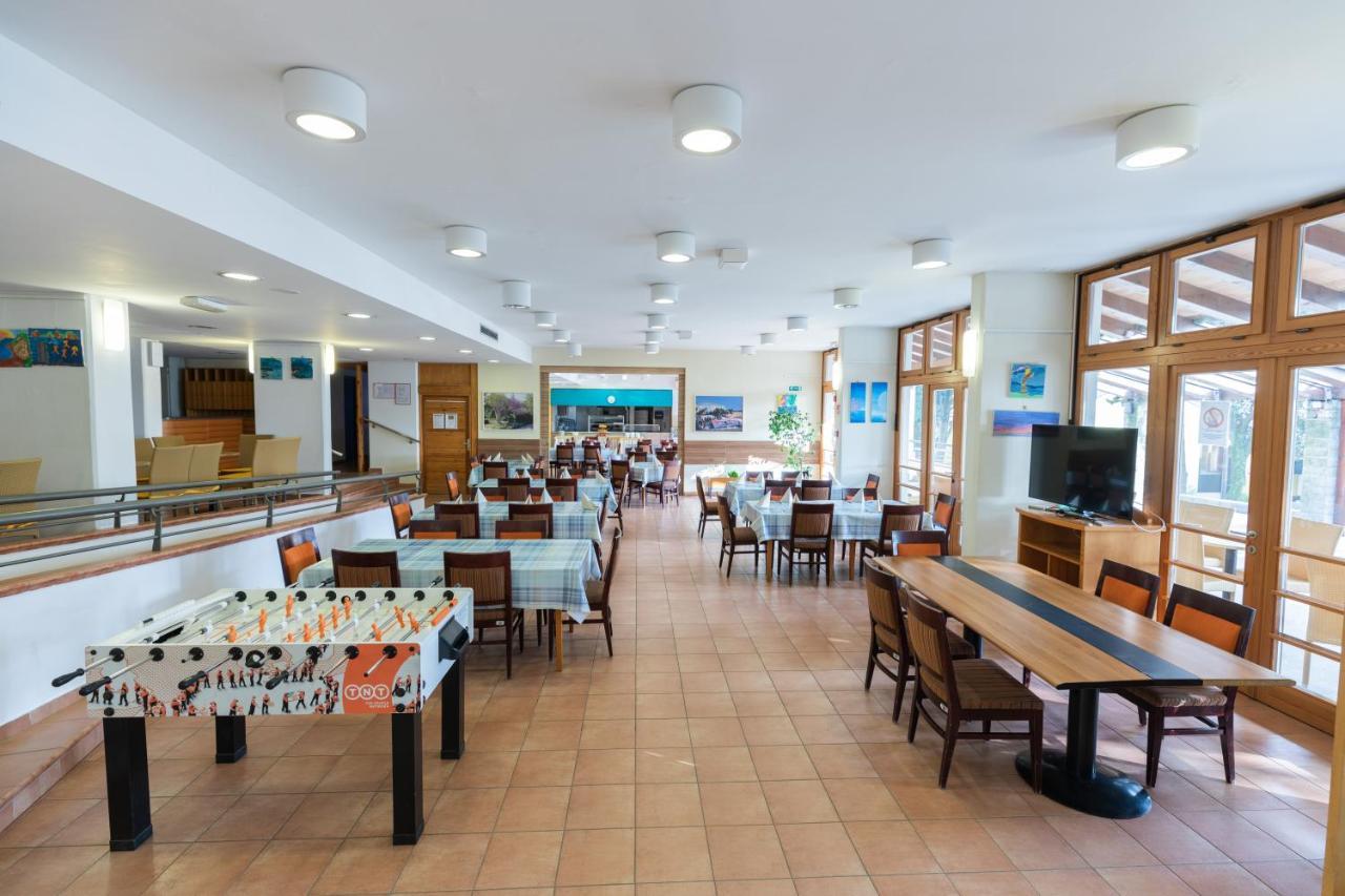 Depandansa Bor** Hotell Ankaran Exteriör bild